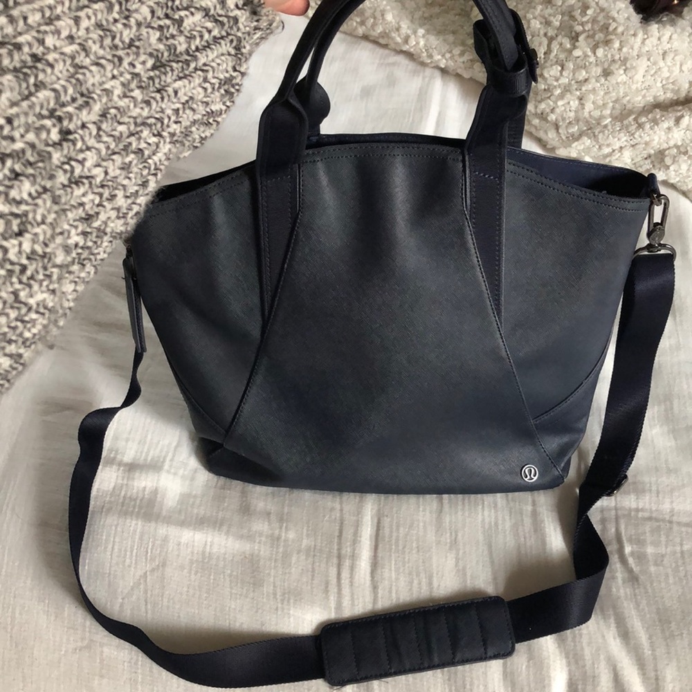 Navy Lululemon Bag